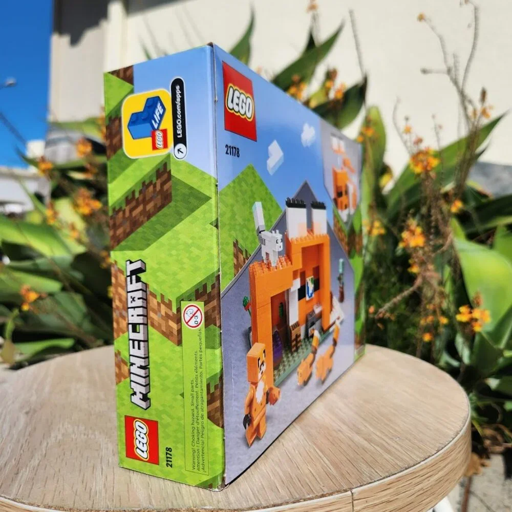 NEW LEGO MINECRAFT Fox Lodge House 21178 Drowned Zombie You will receive: (1) LE